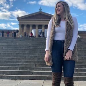 Meet your Posher, Katelyn